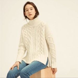 Everlane Cableknit Sweater, size M